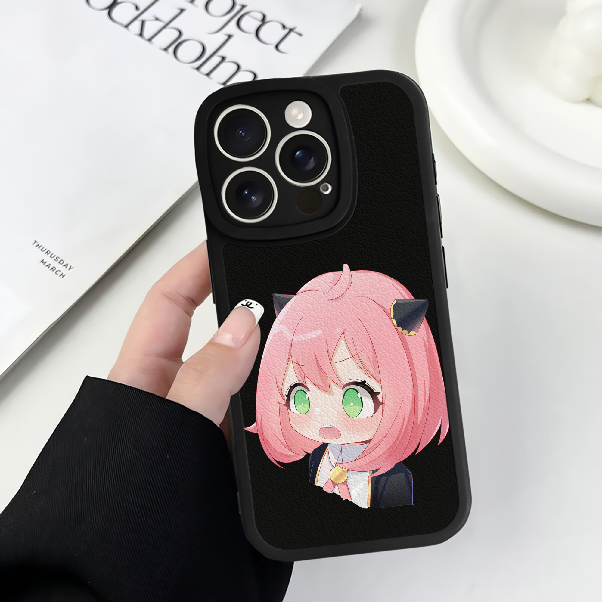 （画像用） SPY×FAMILY间谍家家酒 【iPhone 16シリーズ対応】シリコンスマホケース（レザー調） 材質：シリコン